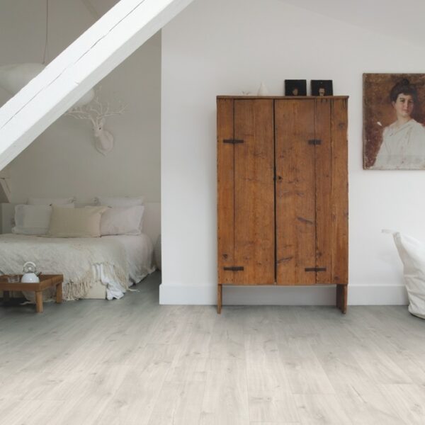 square-lr-7-10.jpeg Panele Winylowe Quick-Step Balance Glue Plus Dąb Canyon jasny ze śladami cięcia piłą BAGP40128